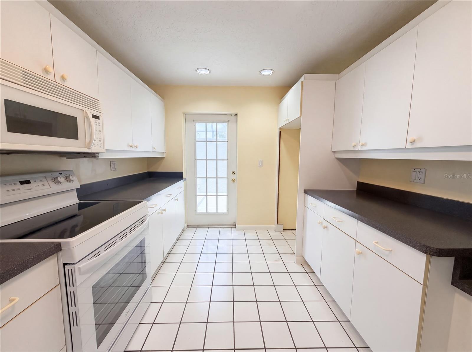 PINEBROOK SOUTH - Residential