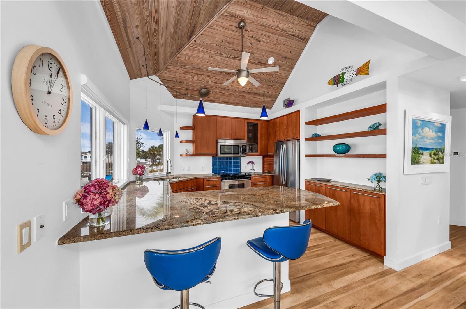 PELICAN PERCH - Residential