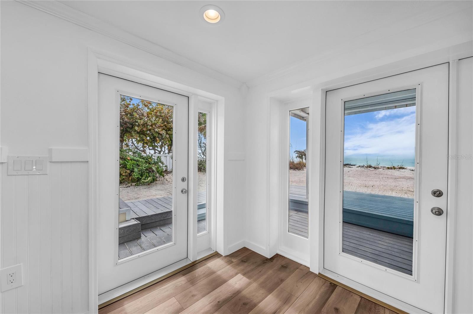 PELICAN PERCH - Residential