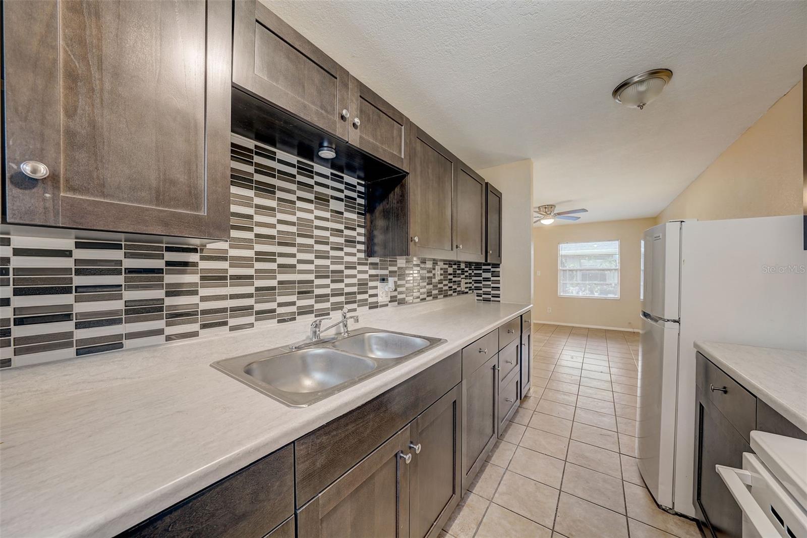 CARTER & BOYLES SUB - Residential Income