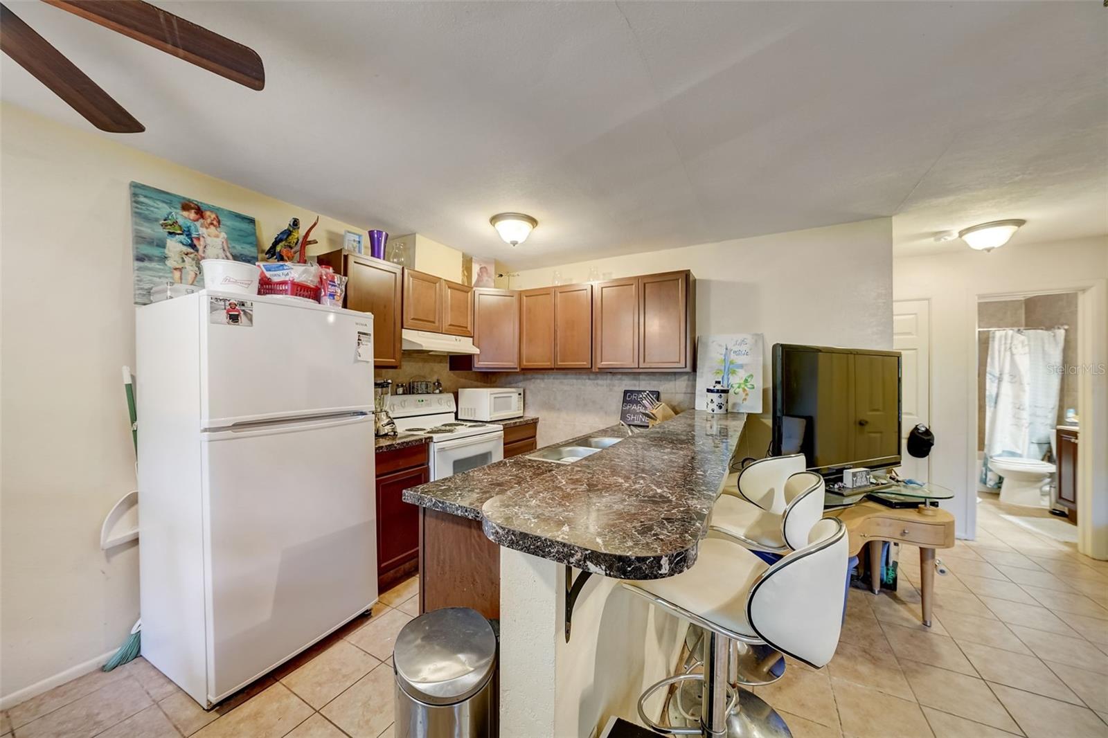 CARTER & BOYLES SUB - Residential Income