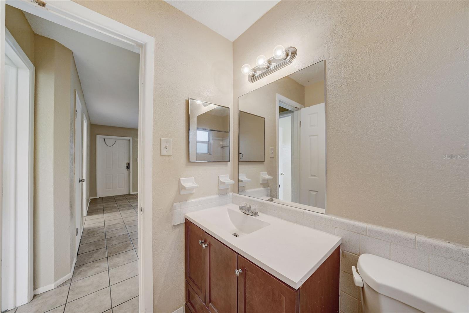 CARTER & BOYLES SUB - Residential Income