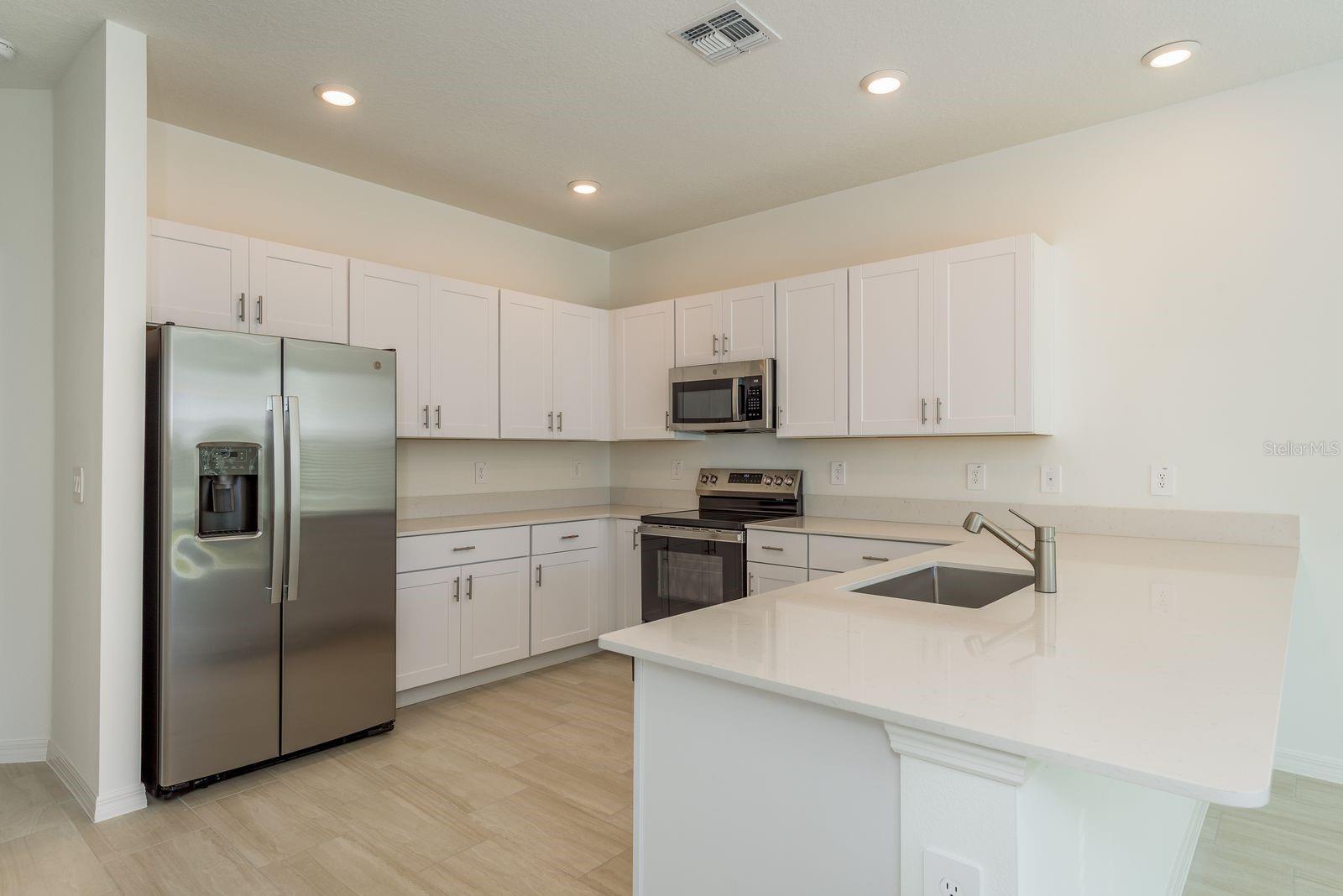 ANGELINE PH 4D - Residential Lease