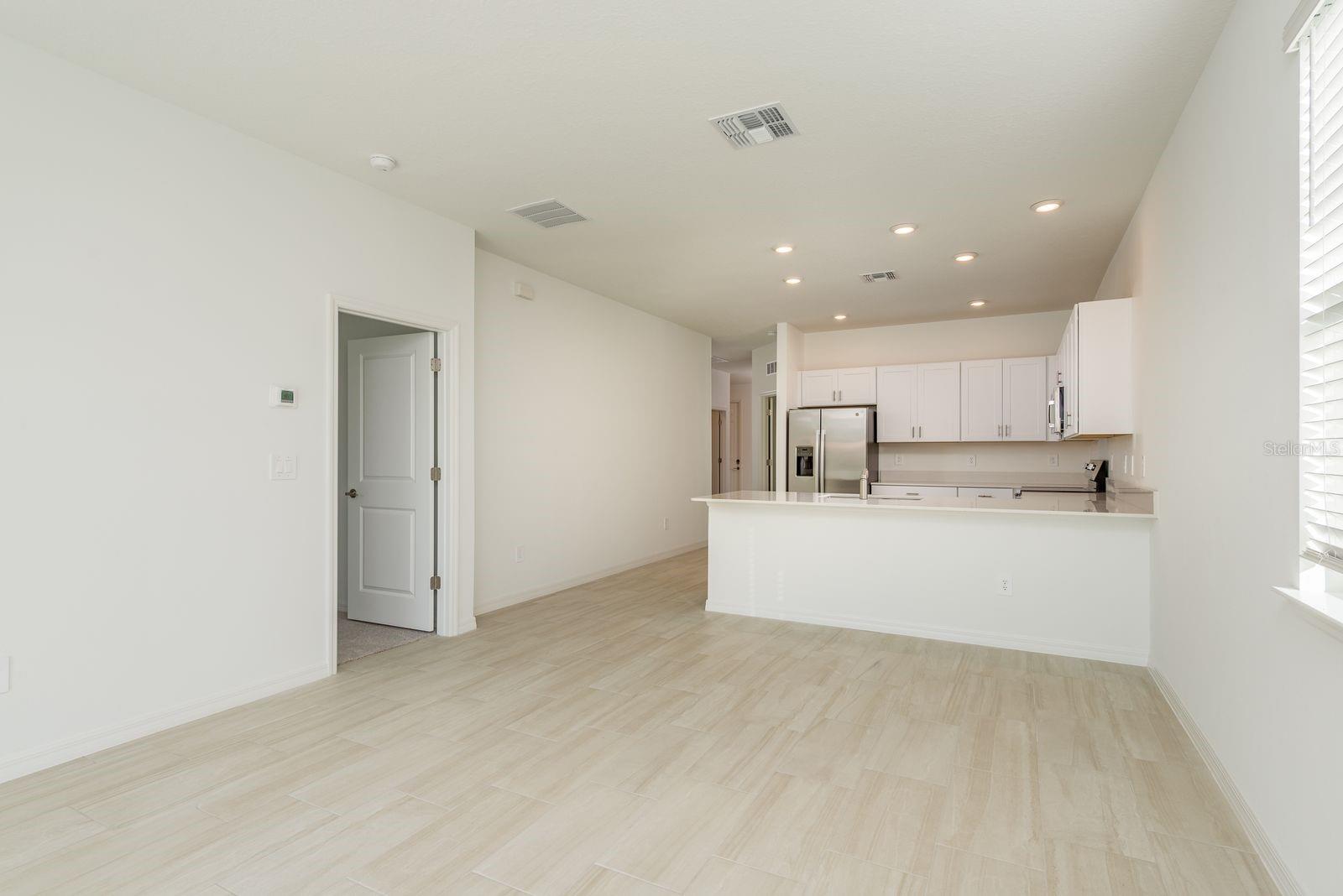 ANGELINE PH 4D - Residential Lease