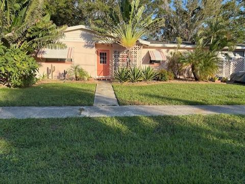 Photo of 125 Buckeye Avenue NW, Port Charlotte, FL 33952 (MLS # C7515561)