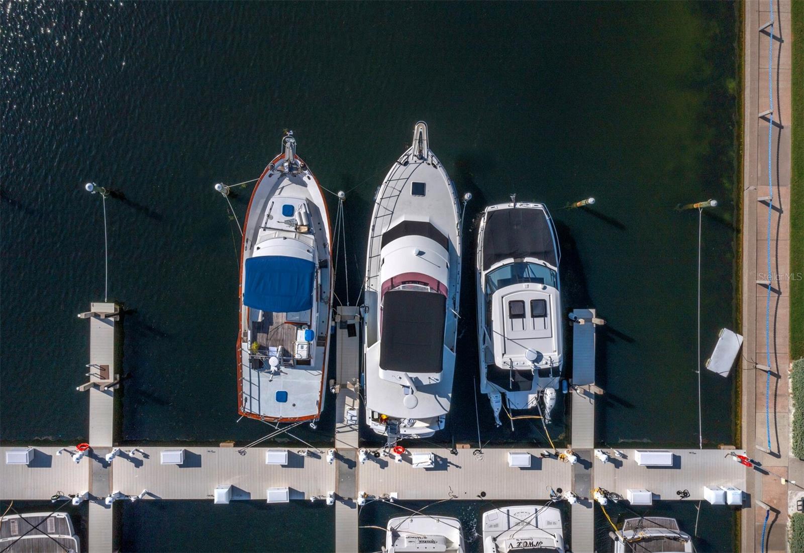 LONGBOAT KEY MOORINGS MARINA 2 - Residential
