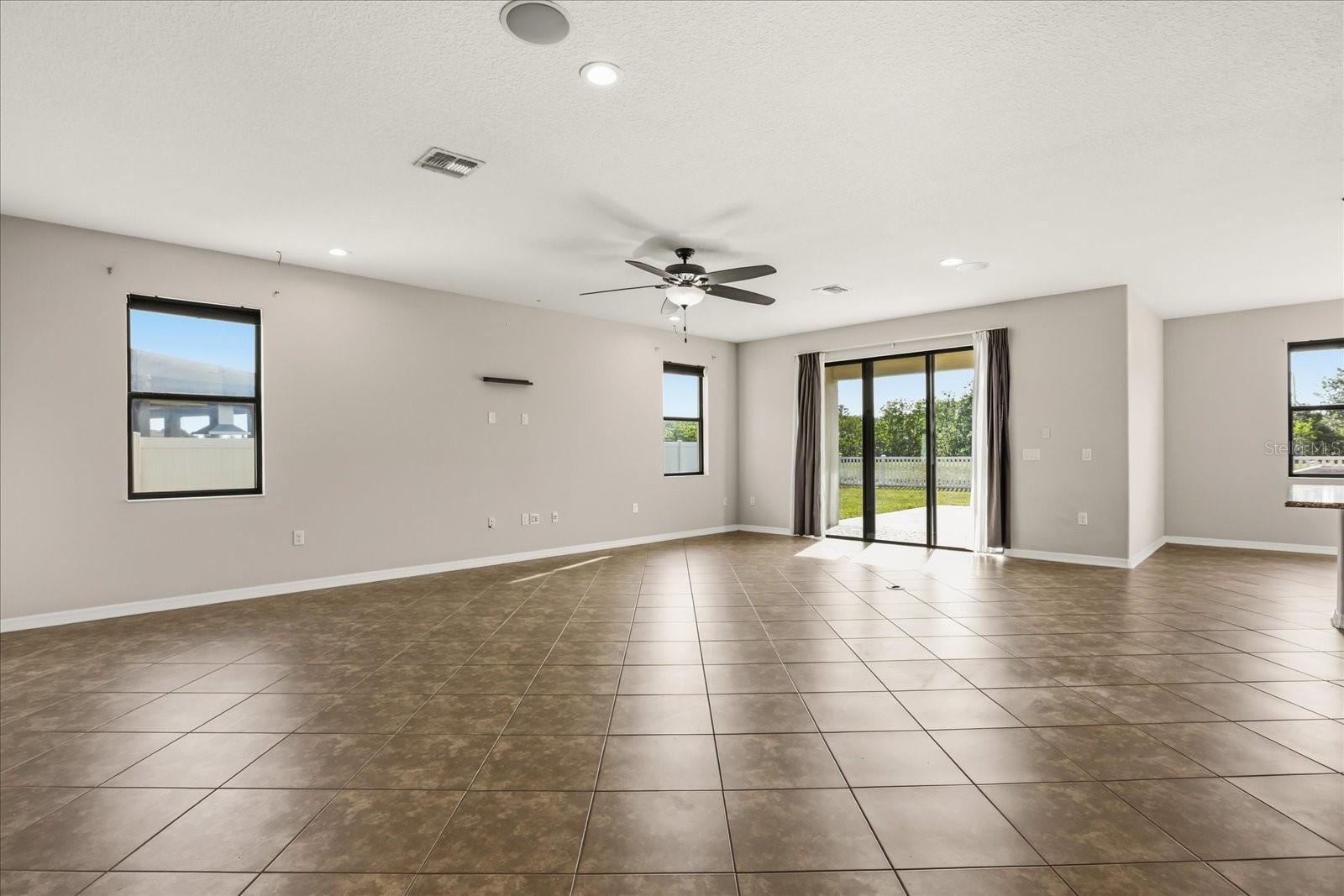 NARCOOSSEE VILLAGE PH 1 - Residential