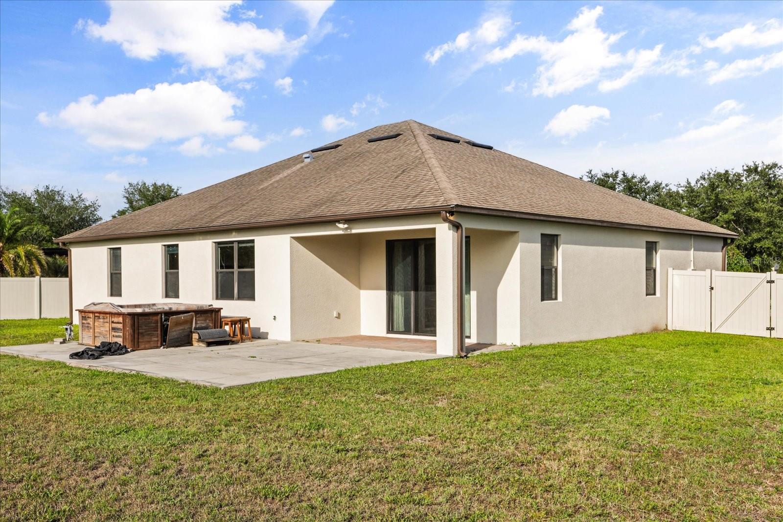 NARCOOSSEE VILLAGE PH 1 - Residential