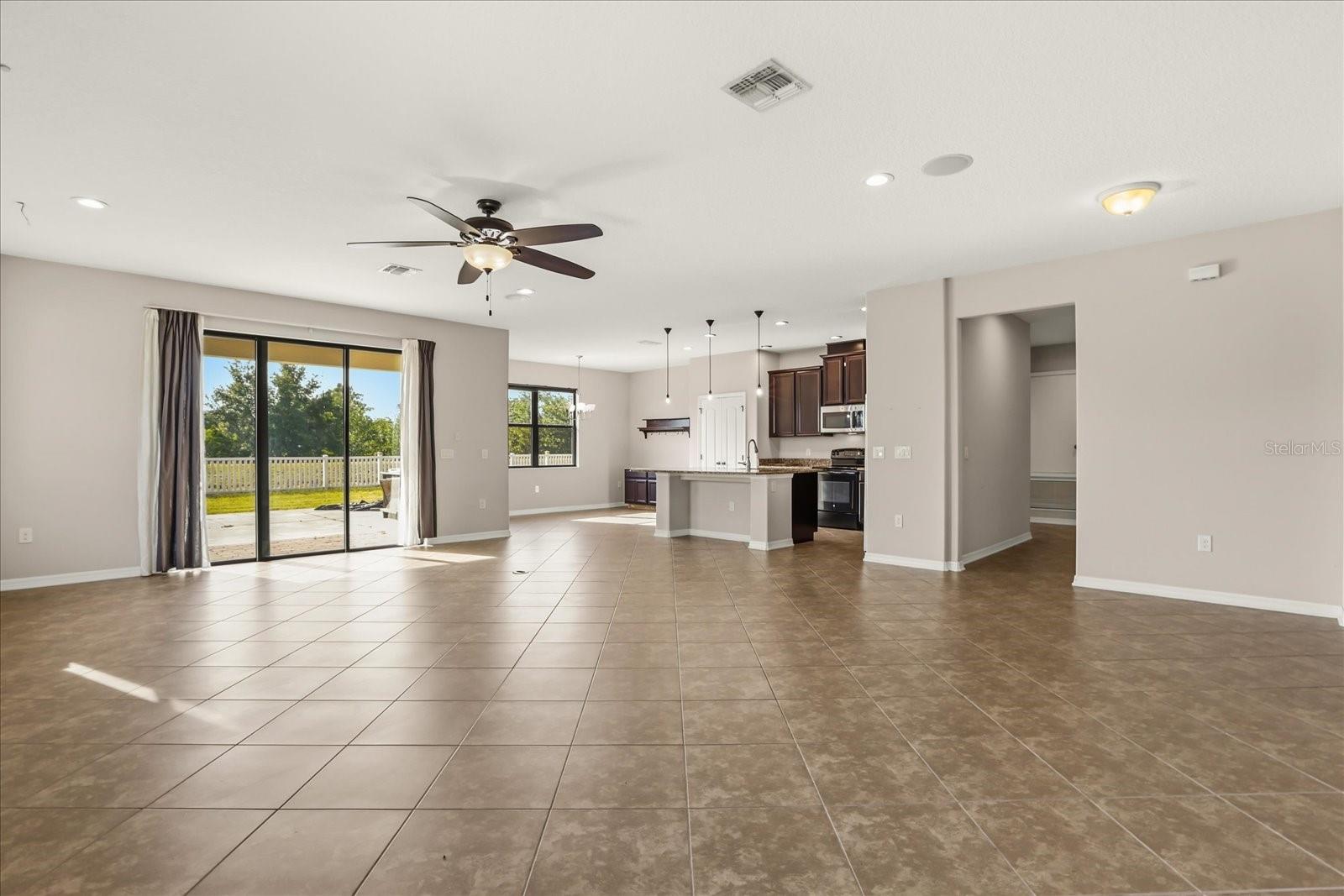 NARCOOSSEE VILLAGE PH 1 - Residential