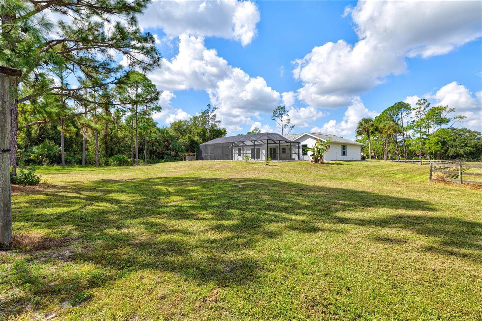 SADDLE CREEK - Residential