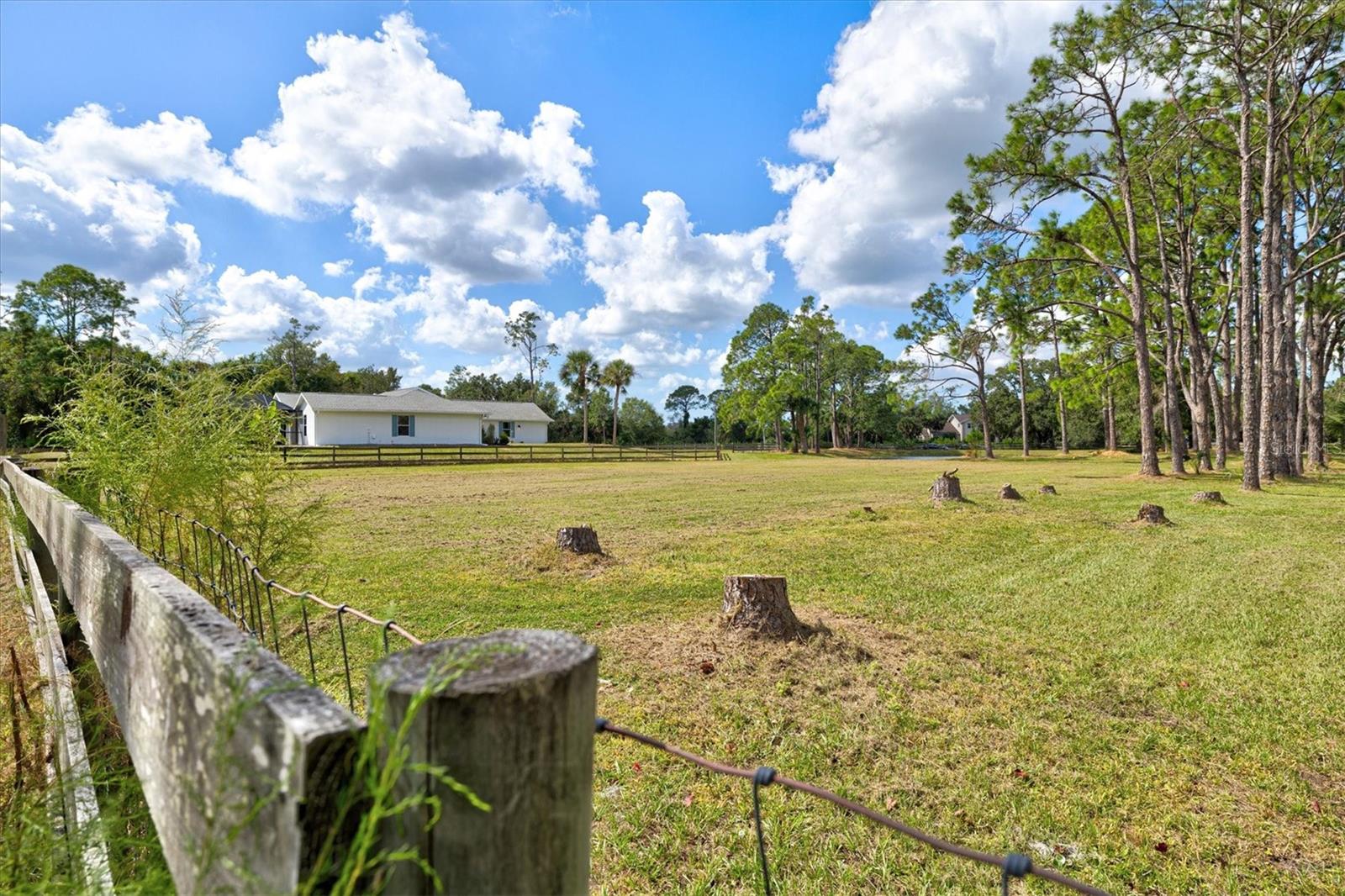 SADDLE CREEK - Residential