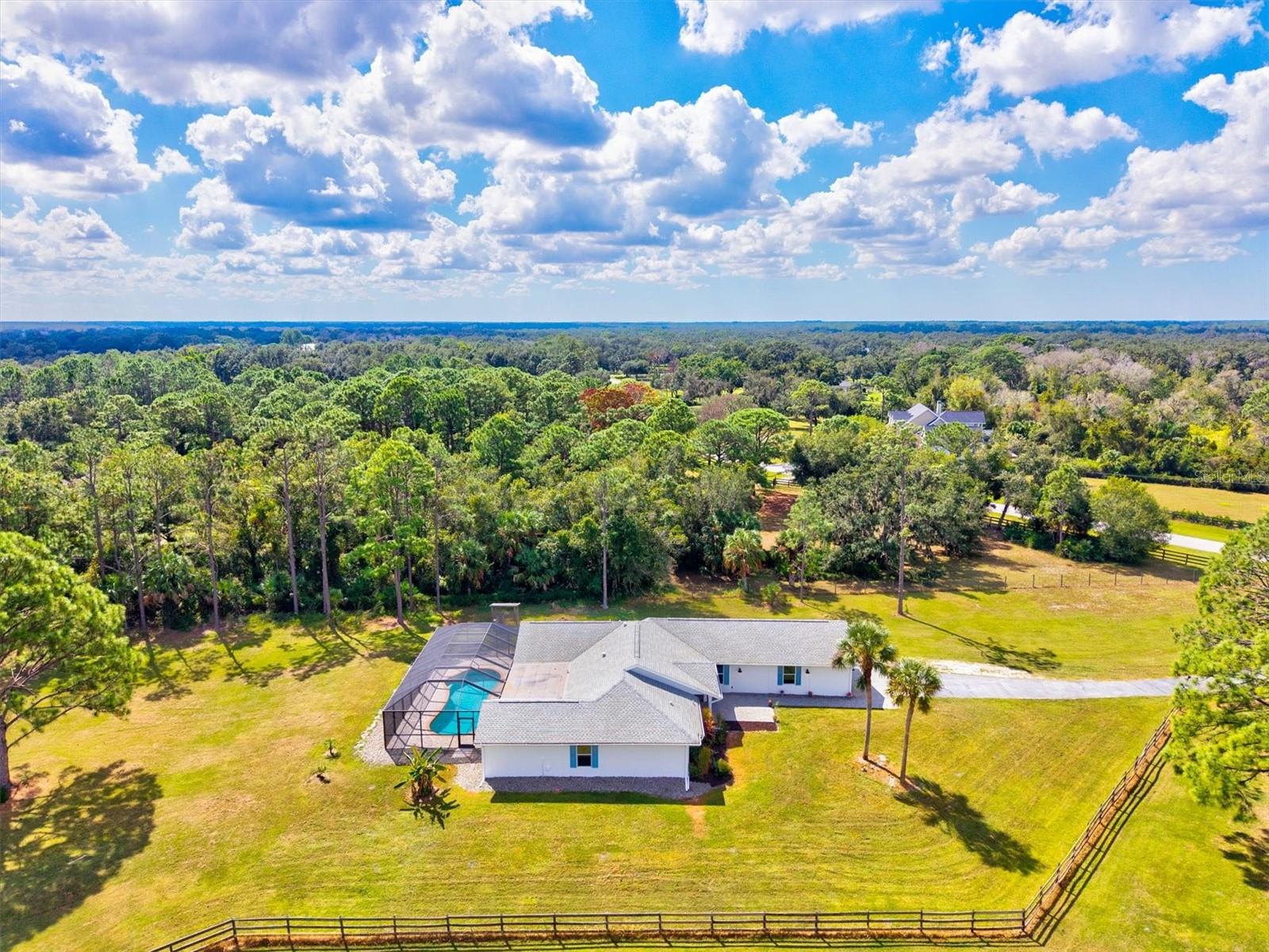 SADDLE CREEK - Residential