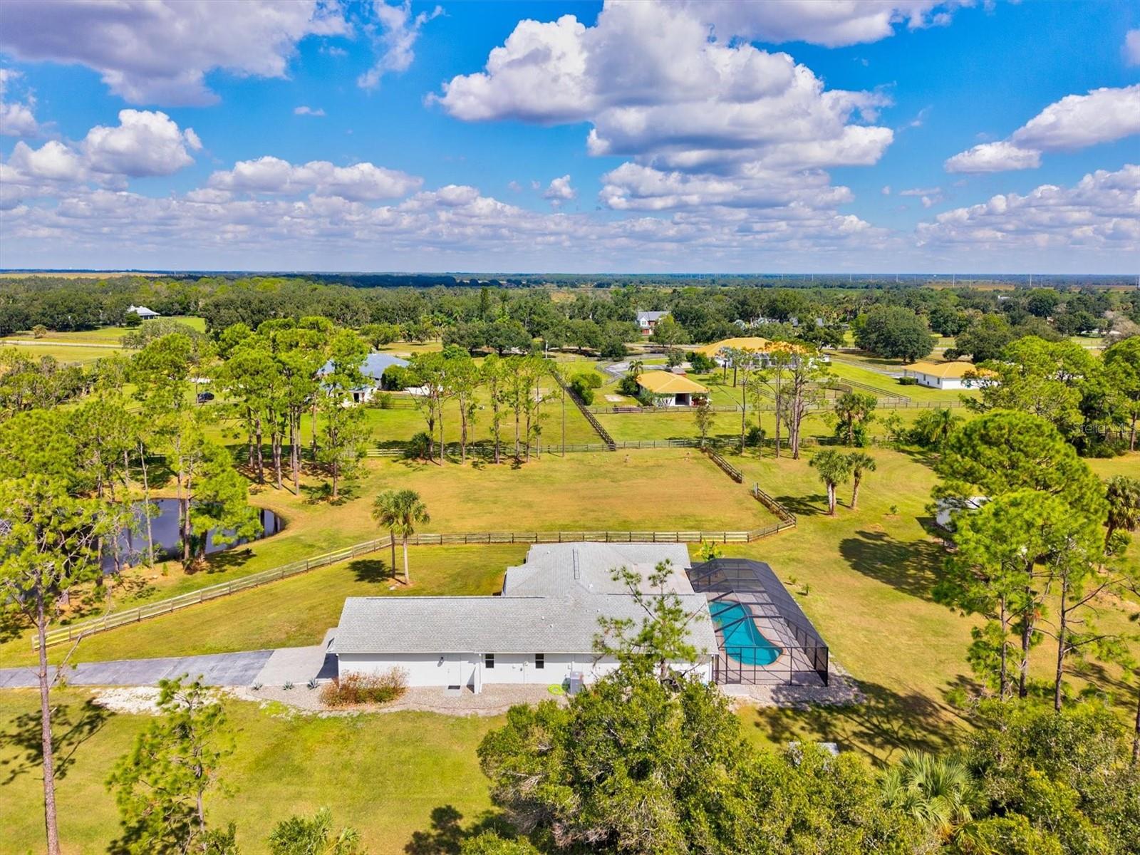 SADDLE CREEK - Residential