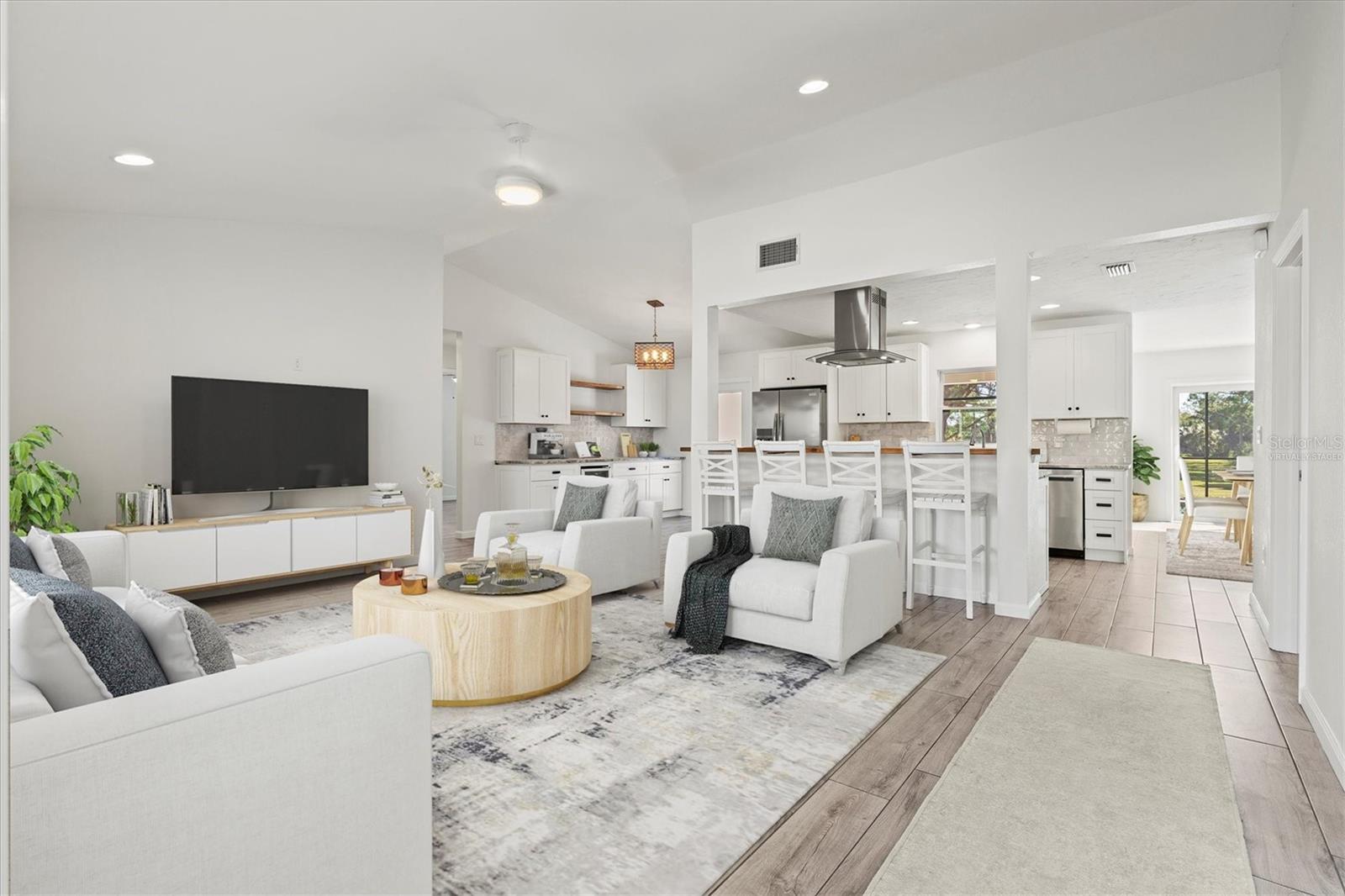 SADDLE CREEK - Residential