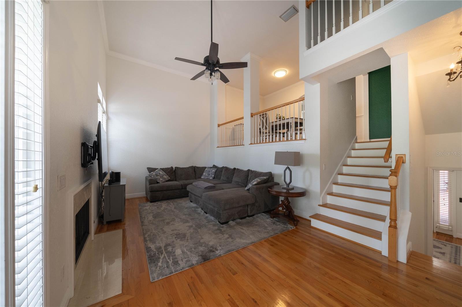 3315 W DE LEON STREET 15