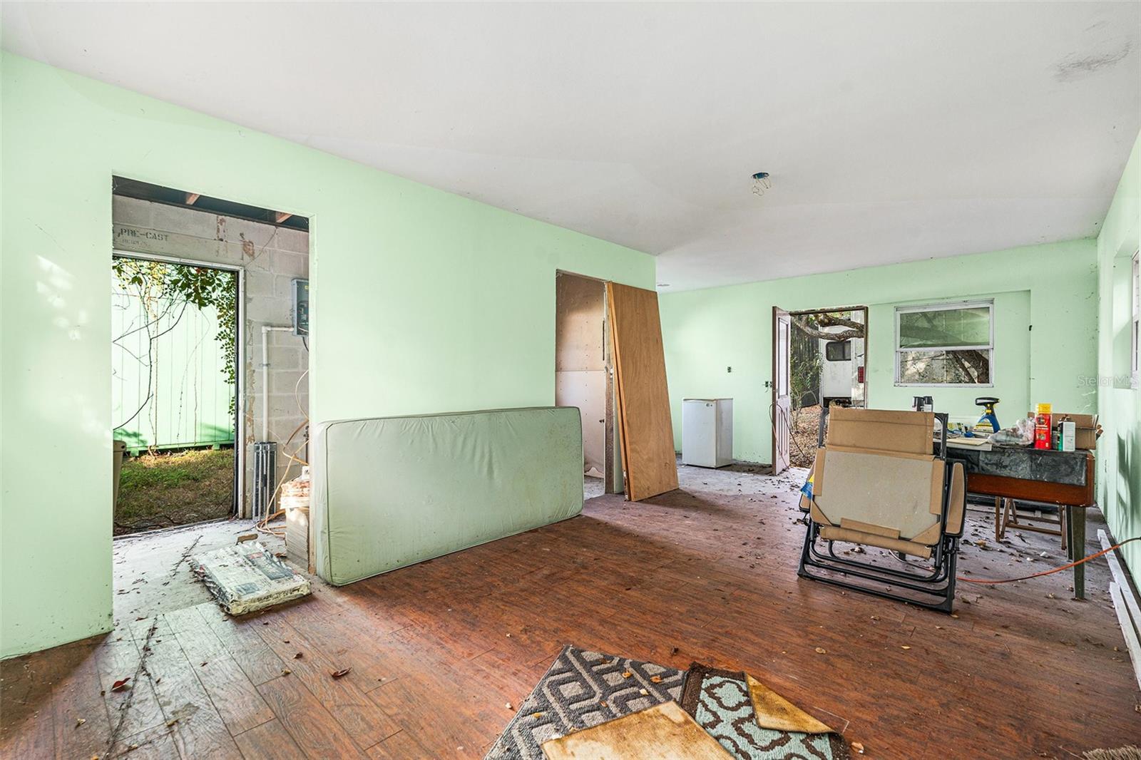 W E HAMNERS FOREST ACRES - Land