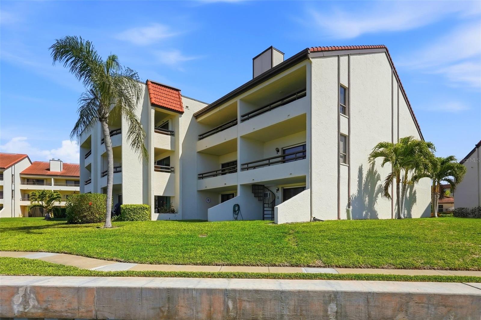 VILLAGE AT TIERRA VERDE CONDO - Residential