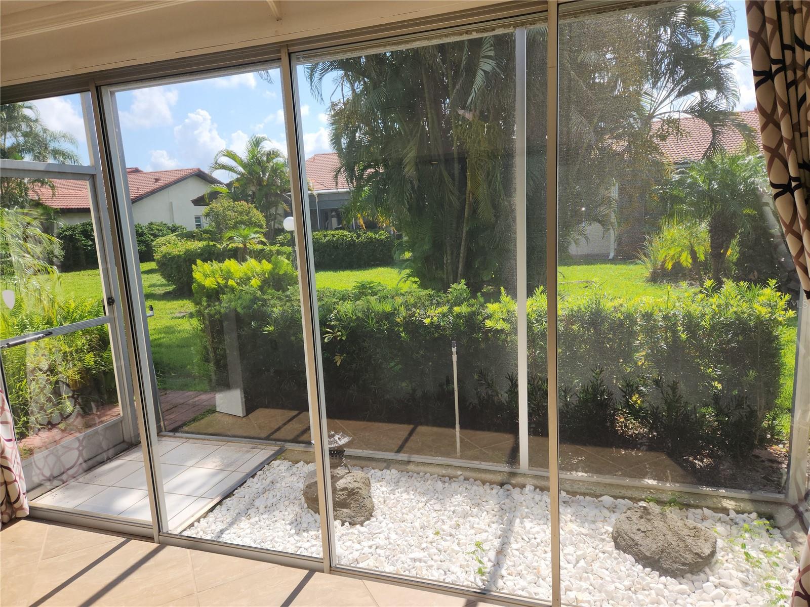 VILLAGE PLAZA SEC 4 - Residential Lease