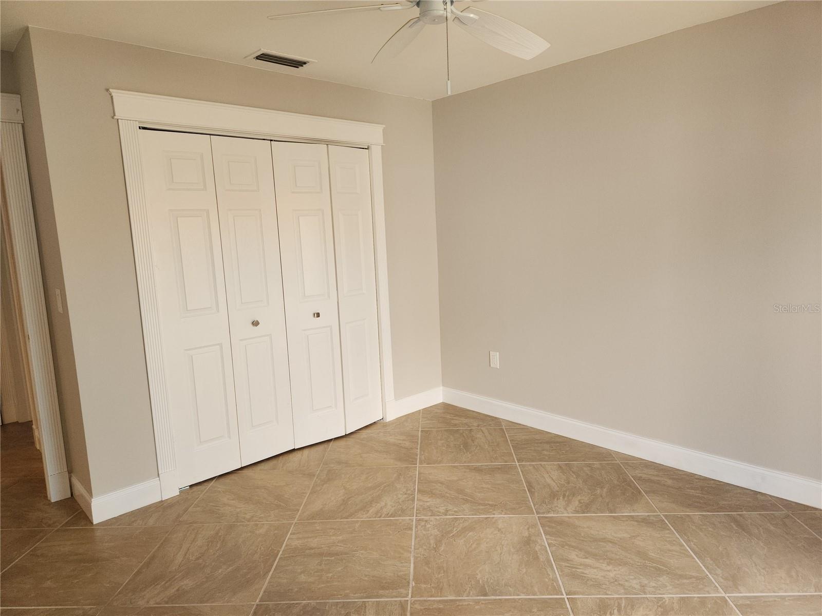 VILLAGE PLAZA SEC 4 - Residential Lease