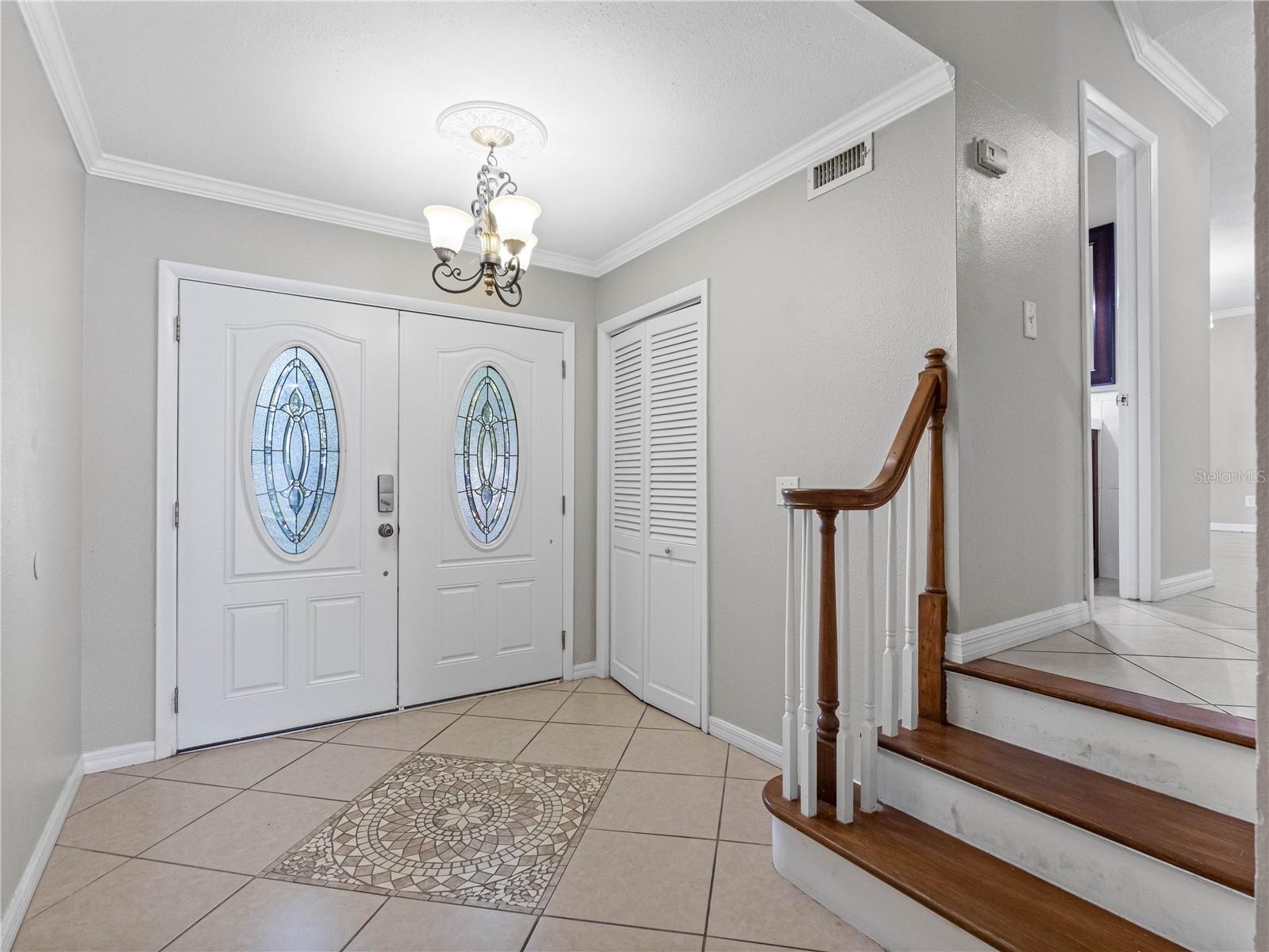 6906 SHADY PLACE
