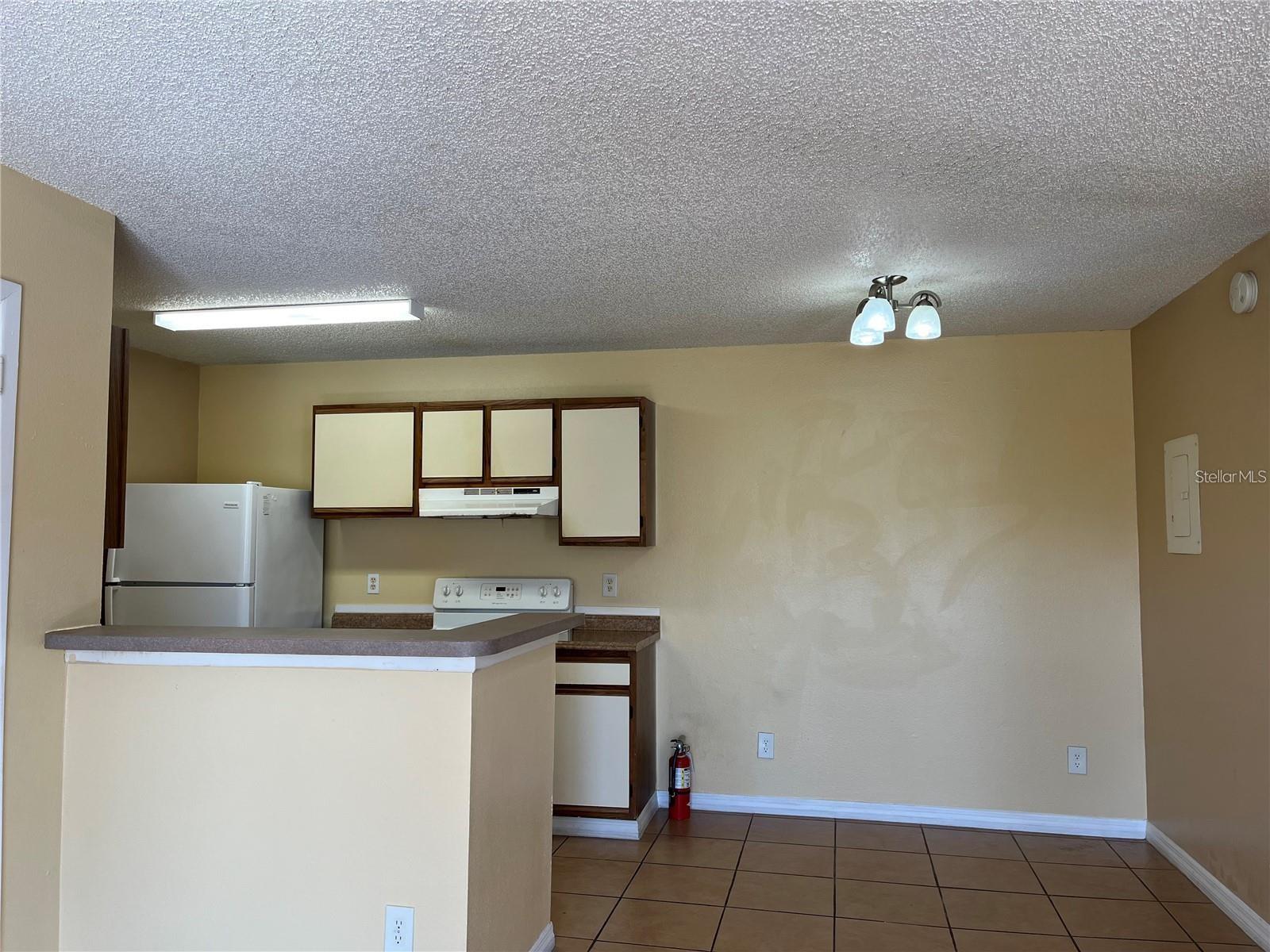 CASCADES AT KISSIMMEE CONDO - Residential Lease