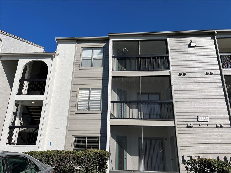 This well-maintained and cozy 1-bedroom, 1-bath unit with a Balcony is located in the CASCADES Gate community. This second-floor unit features an open floor plan with ceramic tile throughout, offering easy maintenance and a clean. The bright and spacious living room seamlessly connects to the kitchen and dining area, perfect for everyday living and entertaining. Enjoy added convenience with an in-unit laundry room equipped with a washer and dryer. Ideally located near Highway 192, with easy access to shopping, restaurants, supermarkets, and more