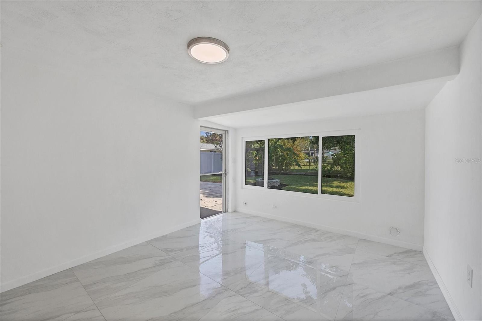 GULF GATE - Residential