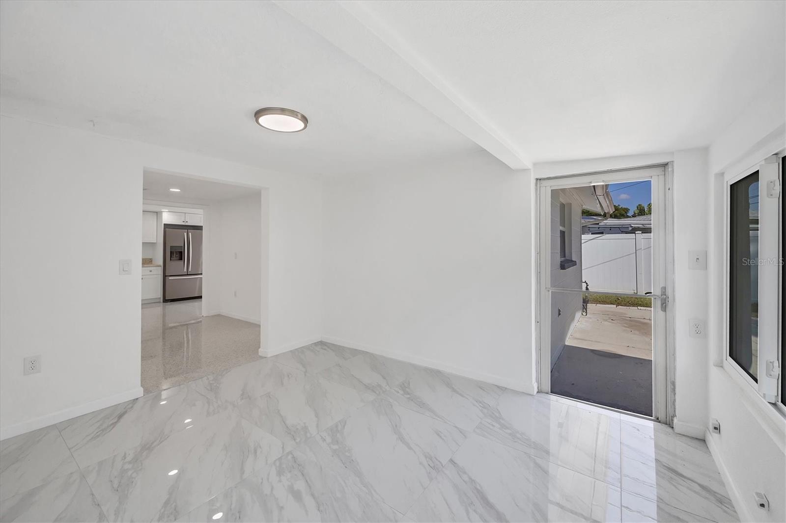 GULF GATE - Residential