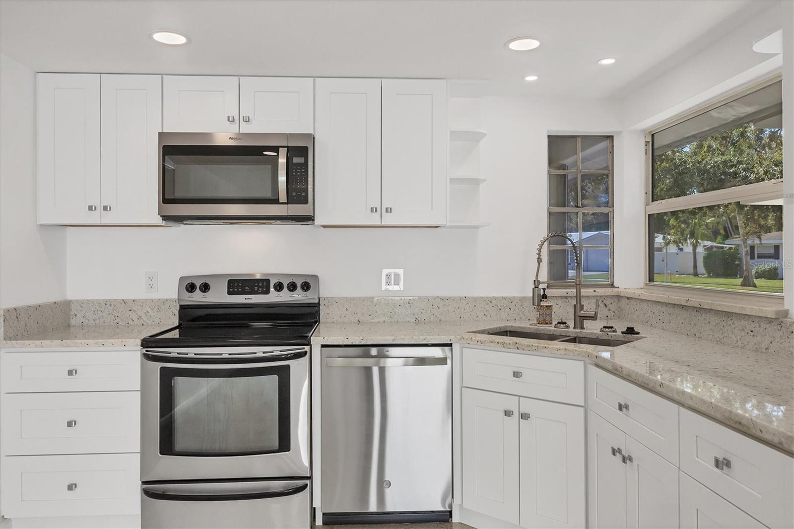 GULF GATE - Residential