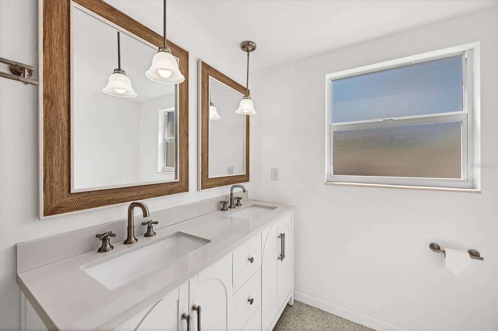 GULF GATE - Residential