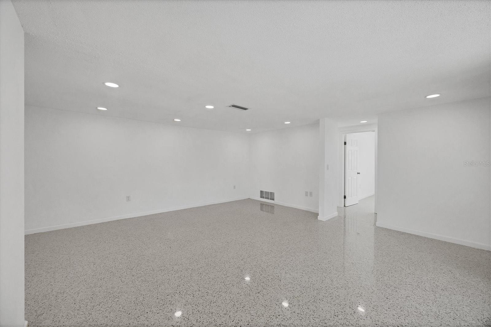 GULF GATE - Residential