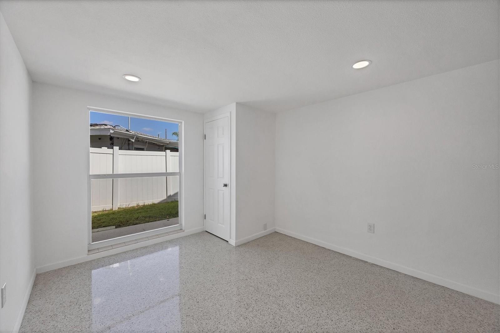 GULF GATE - Residential