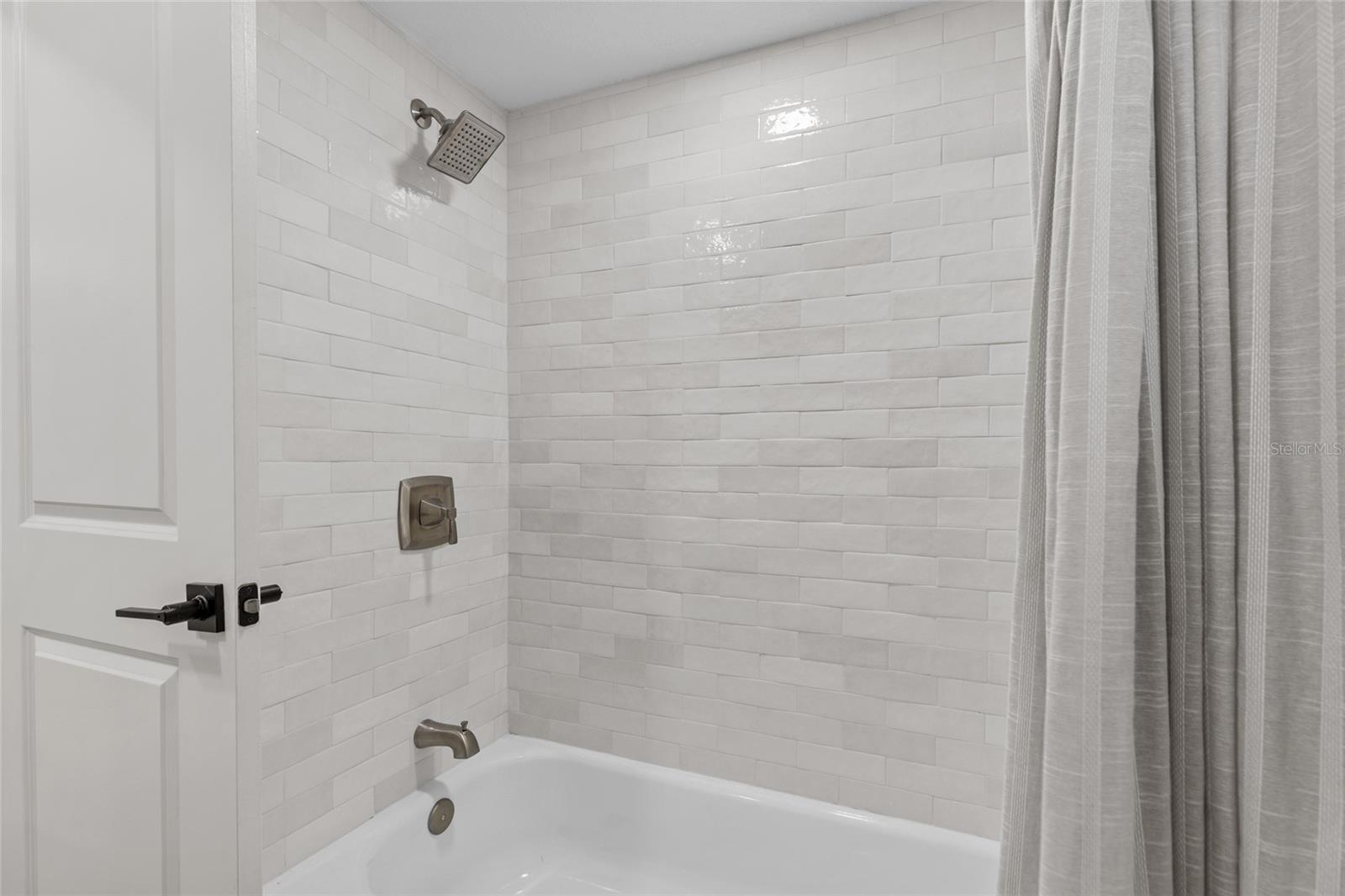 SOMERSET LAKES UNIT - Residential