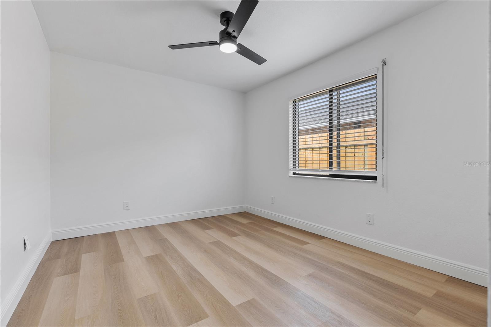 SOMERSET LAKES UNIT - Residential