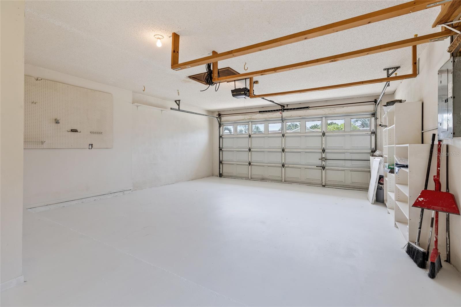 SOMERSET LAKES UNIT - Residential