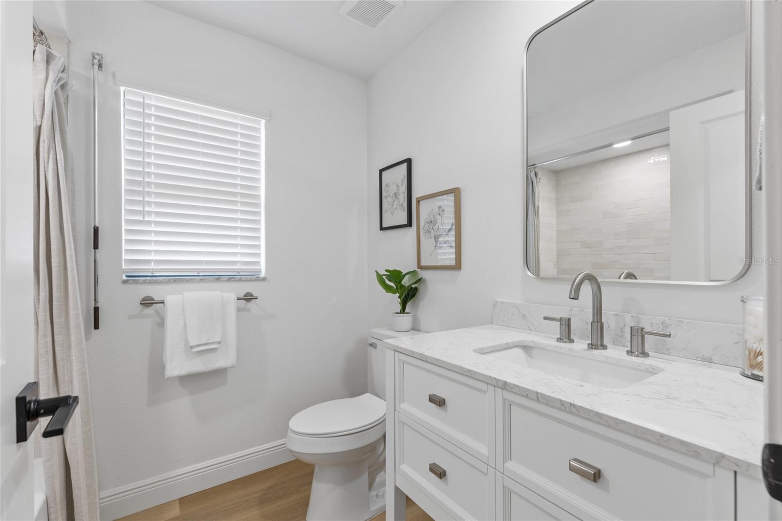 SOMERSET LAKES UNIT - Residential