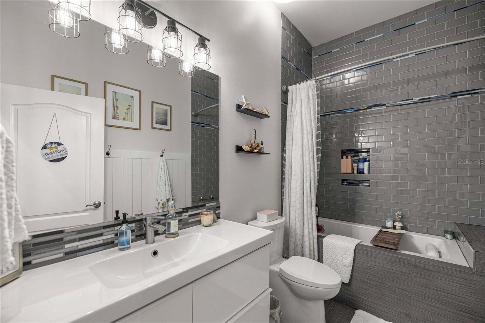 RIVER RUN PLANTATION - Residential