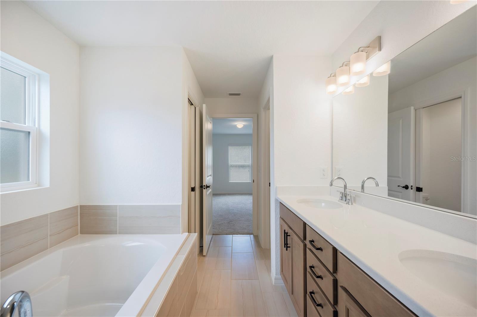 E N DAVIS SUB - Residential