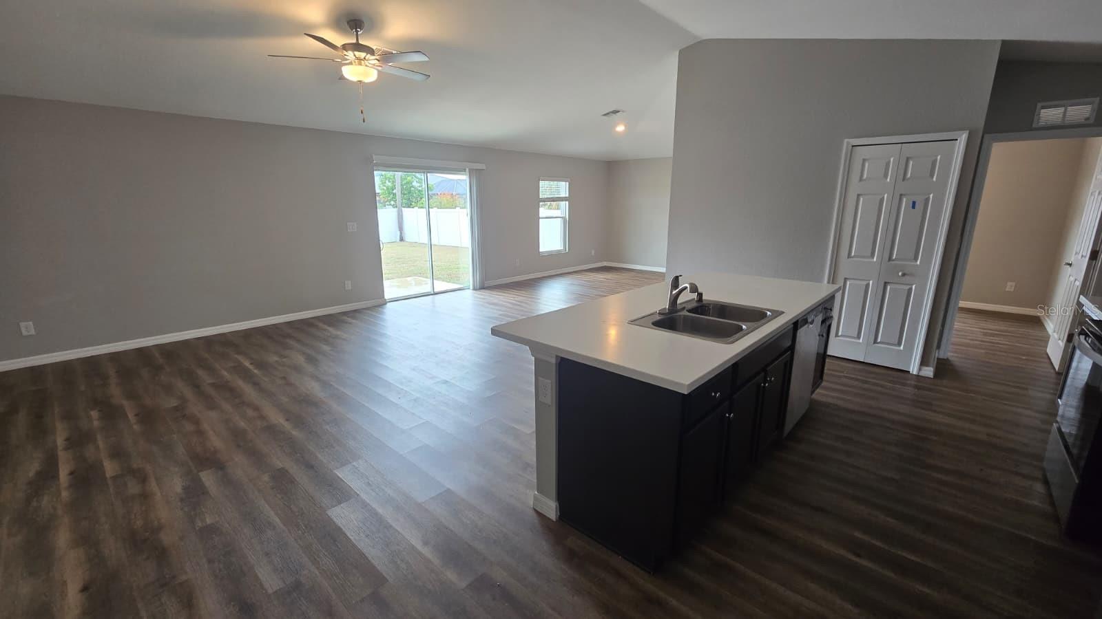 22441 OCEANSIDE AVENUE