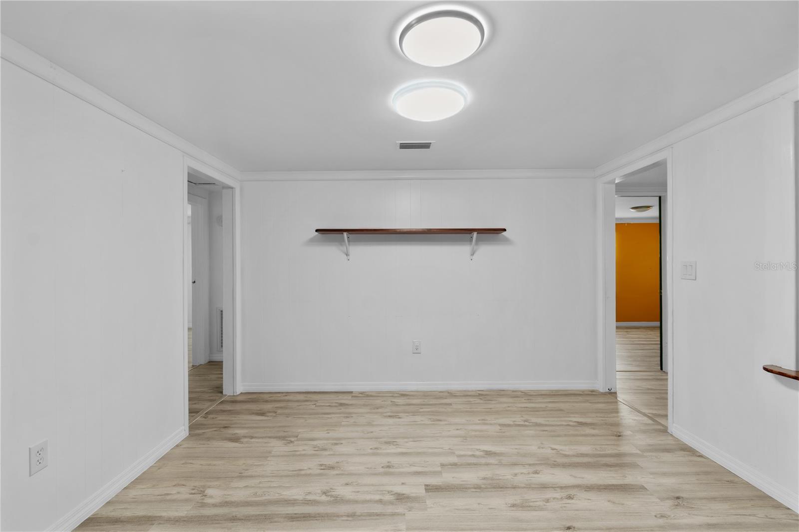 ELWOOD PARK RESUB BLKS70&72 UNREC - Residential