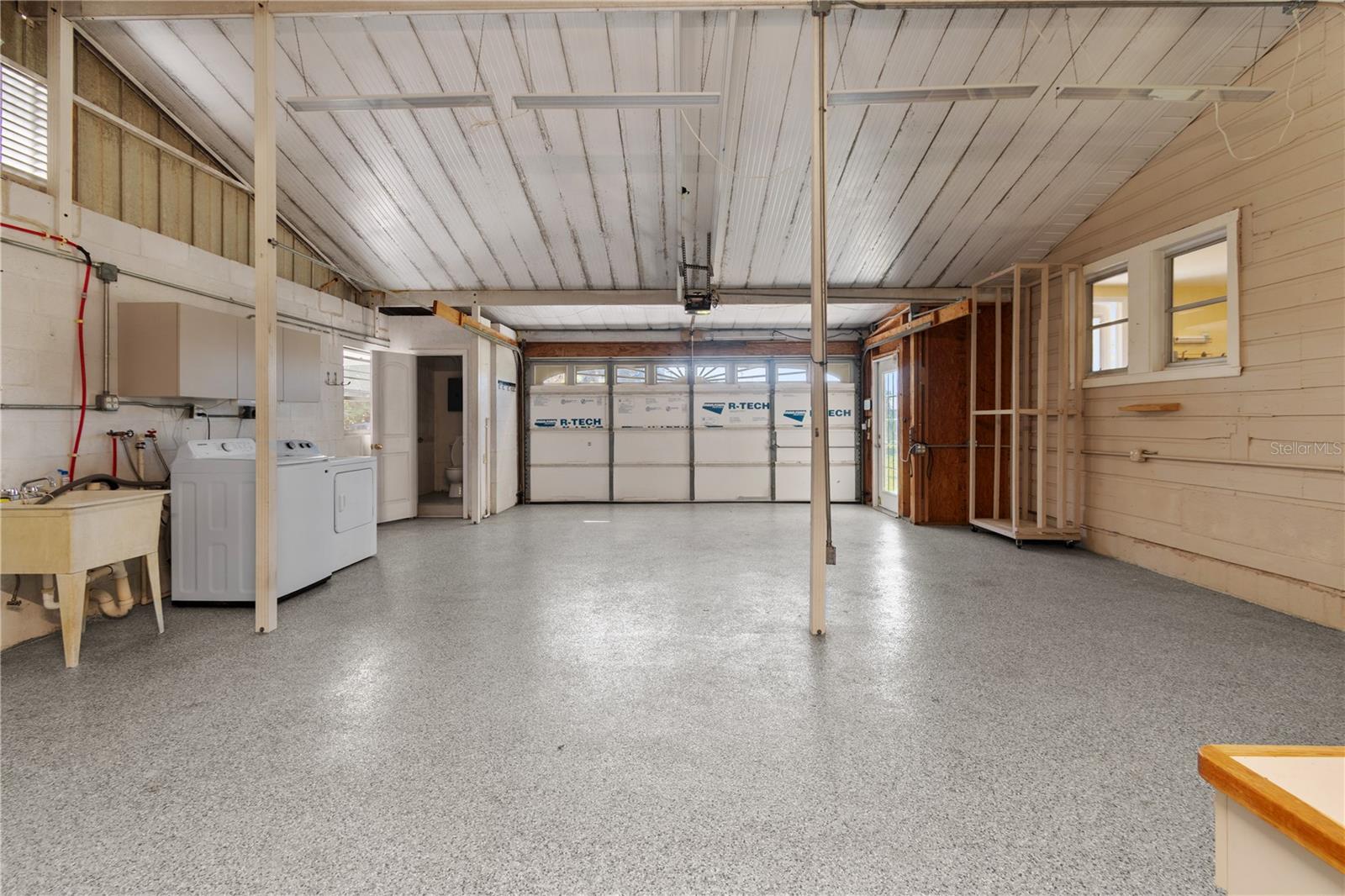 ELWOOD PARK RESUB BLKS70&72 UNREC - Residential