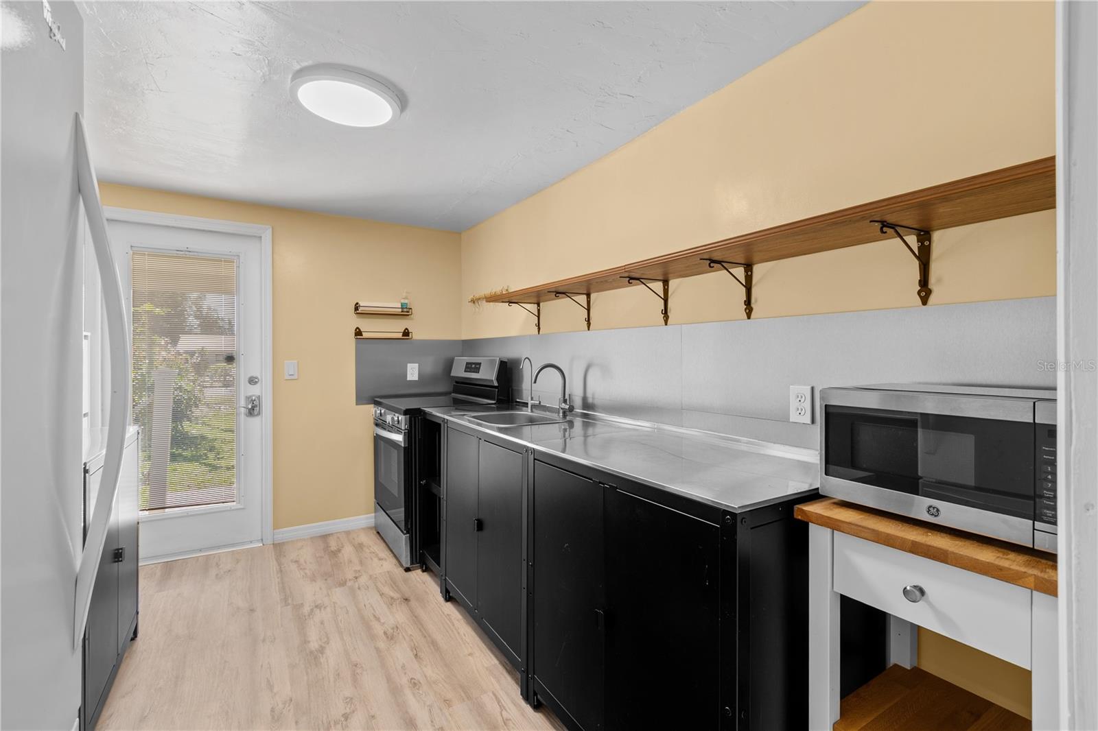 ELWOOD PARK RESUB BLKS70&72 UNREC - Residential