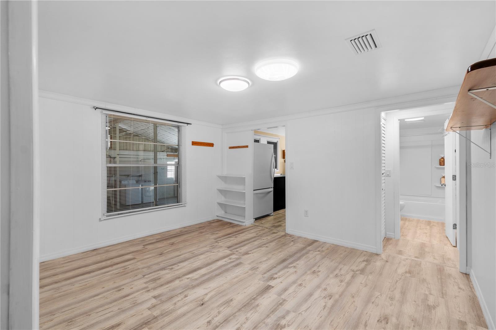 ELWOOD PARK RESUB BLKS70&72 UNREC - Residential