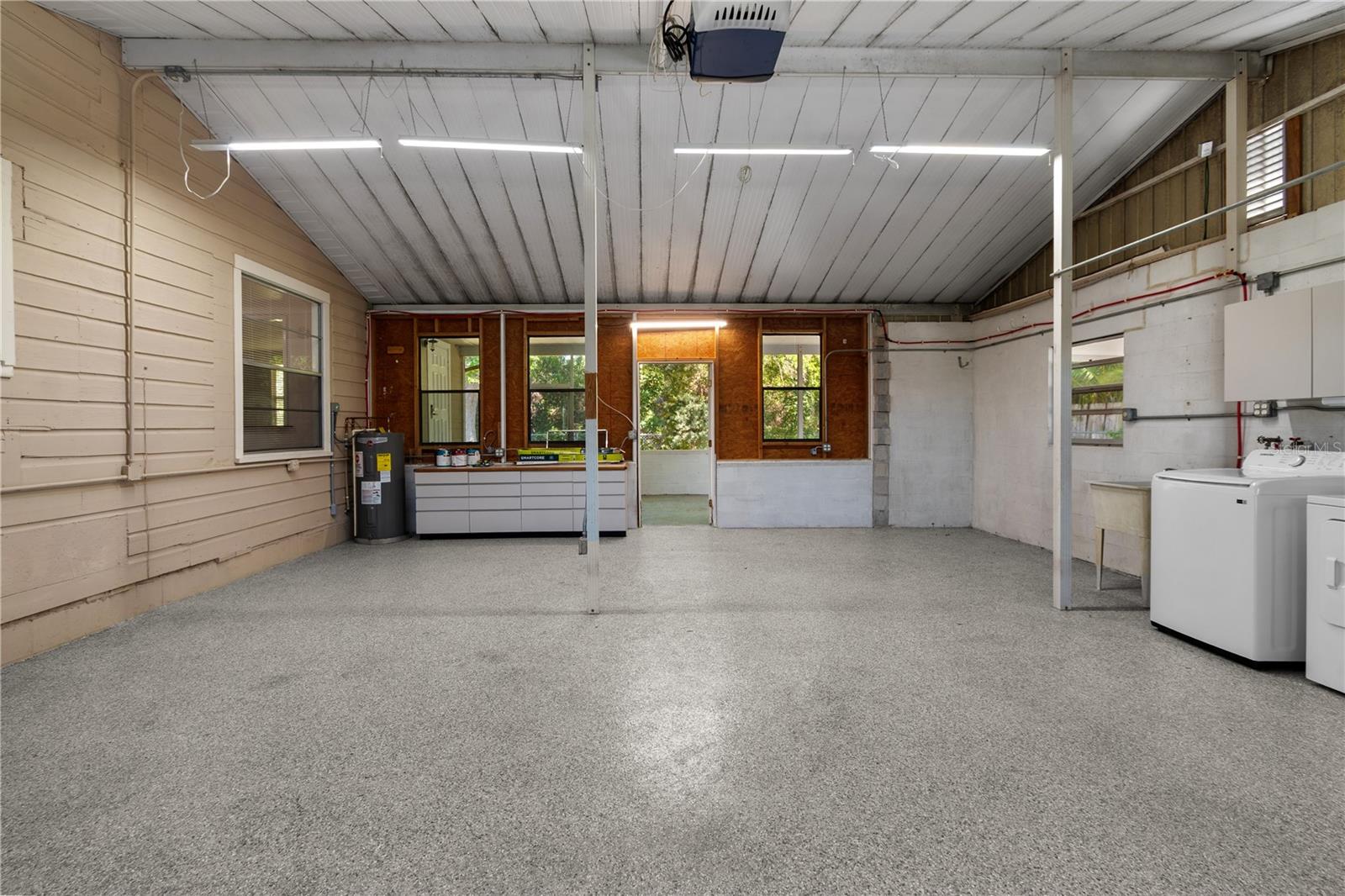 ELWOOD PARK RESUB BLKS70&72 UNREC - Residential