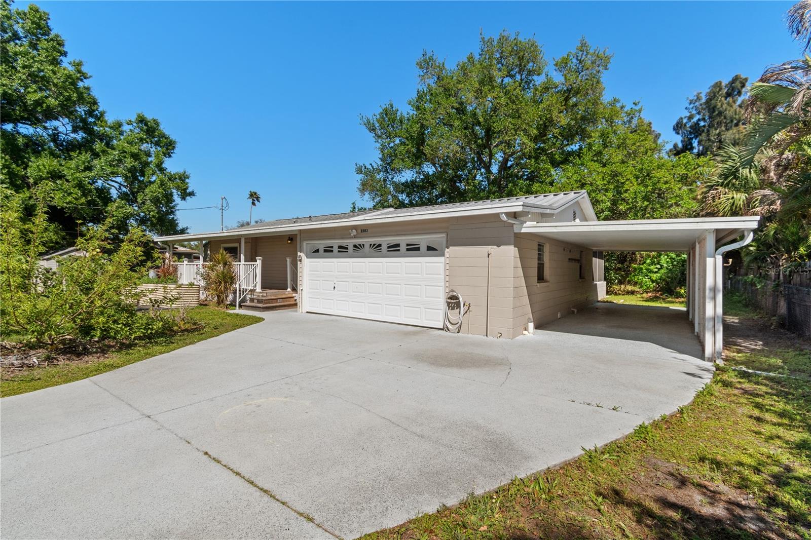 ELWOOD PARK RESUB BLKS70&72 UNREC - Residential