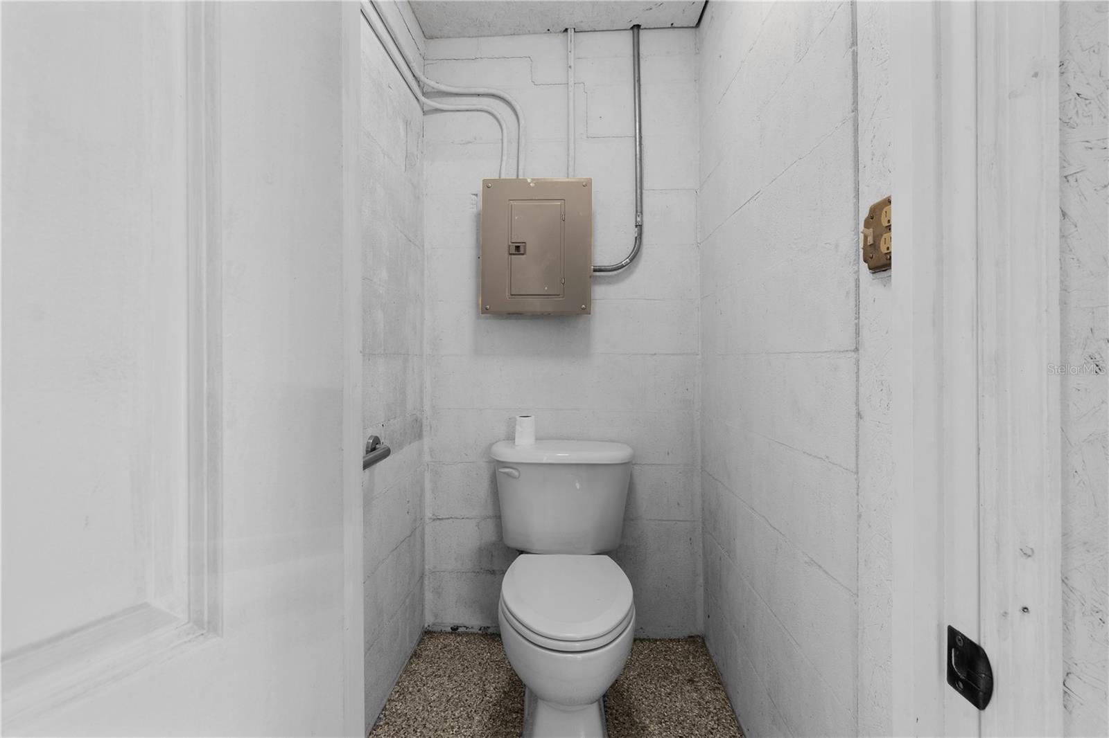 ELWOOD PARK RESUB BLKS70&72 UNREC - Residential