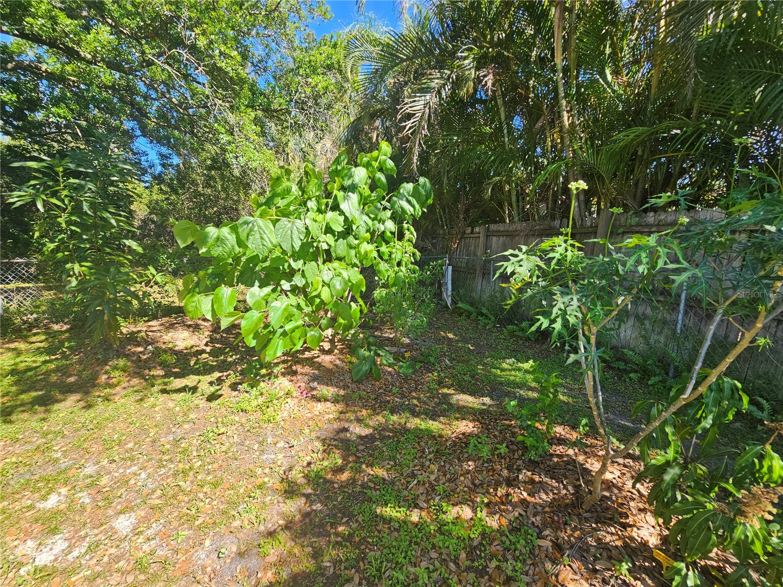 ELWOOD PARK RESUB BLKS70&72 UNREC - Residential