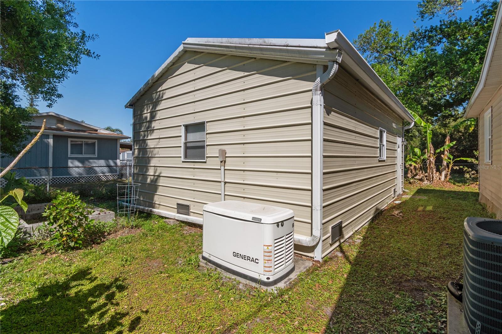 ELWOOD PARK RESUB BLKS70&72 UNREC - Residential