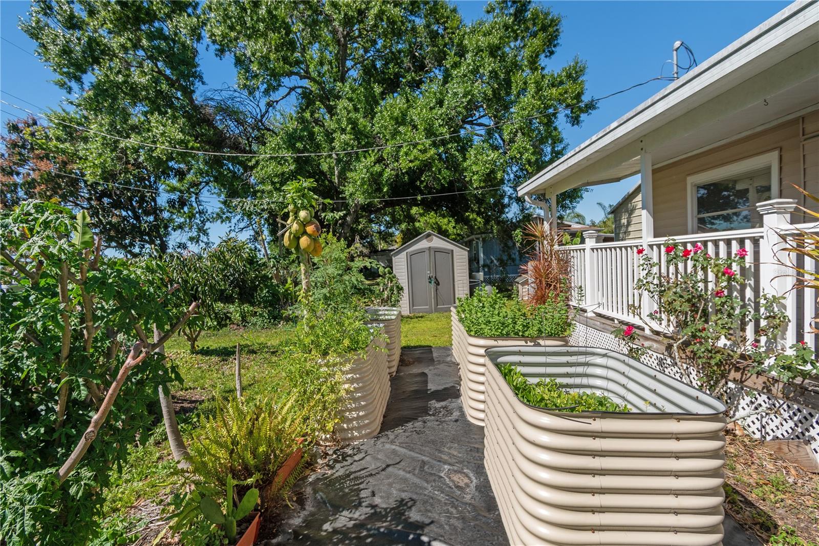 ELWOOD PARK RESUB BLKS70&72 UNREC - Residential