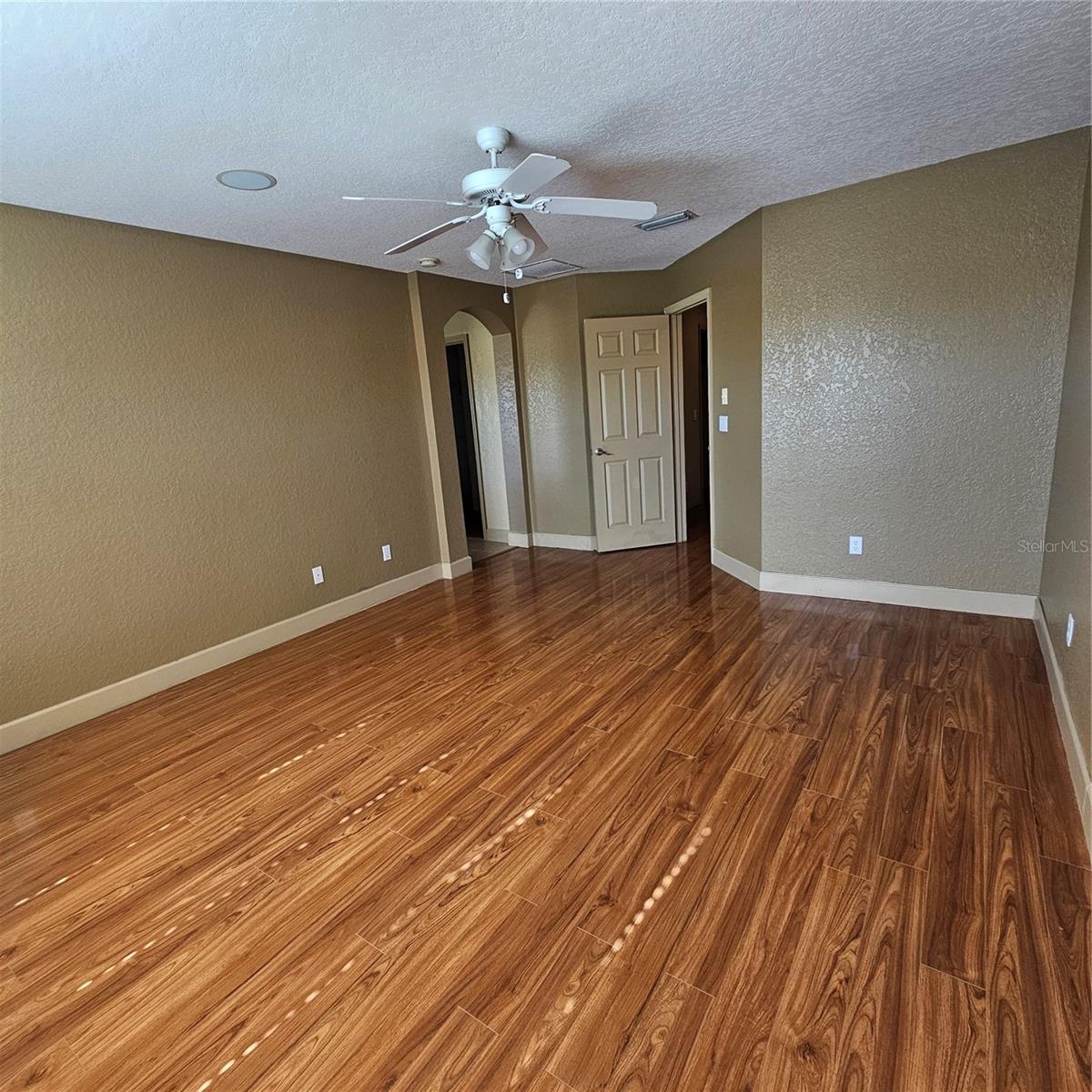 CRESTWOOD PH 2 - Residential